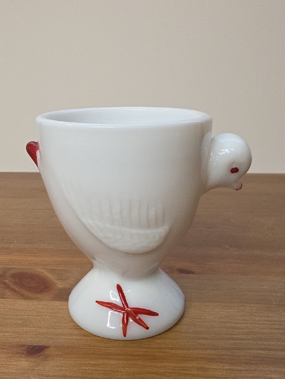 Westmoreland Vintage Milkglass White Chicken Egg Cup with Red Accents 3.5"